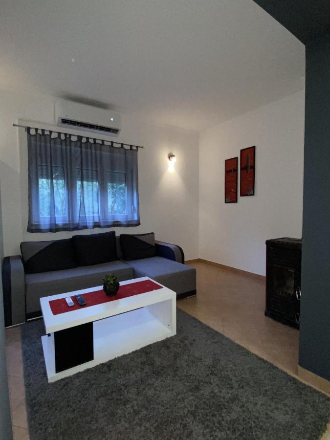 Apartment & Rooms - Marina Плоче Екстериор снимка